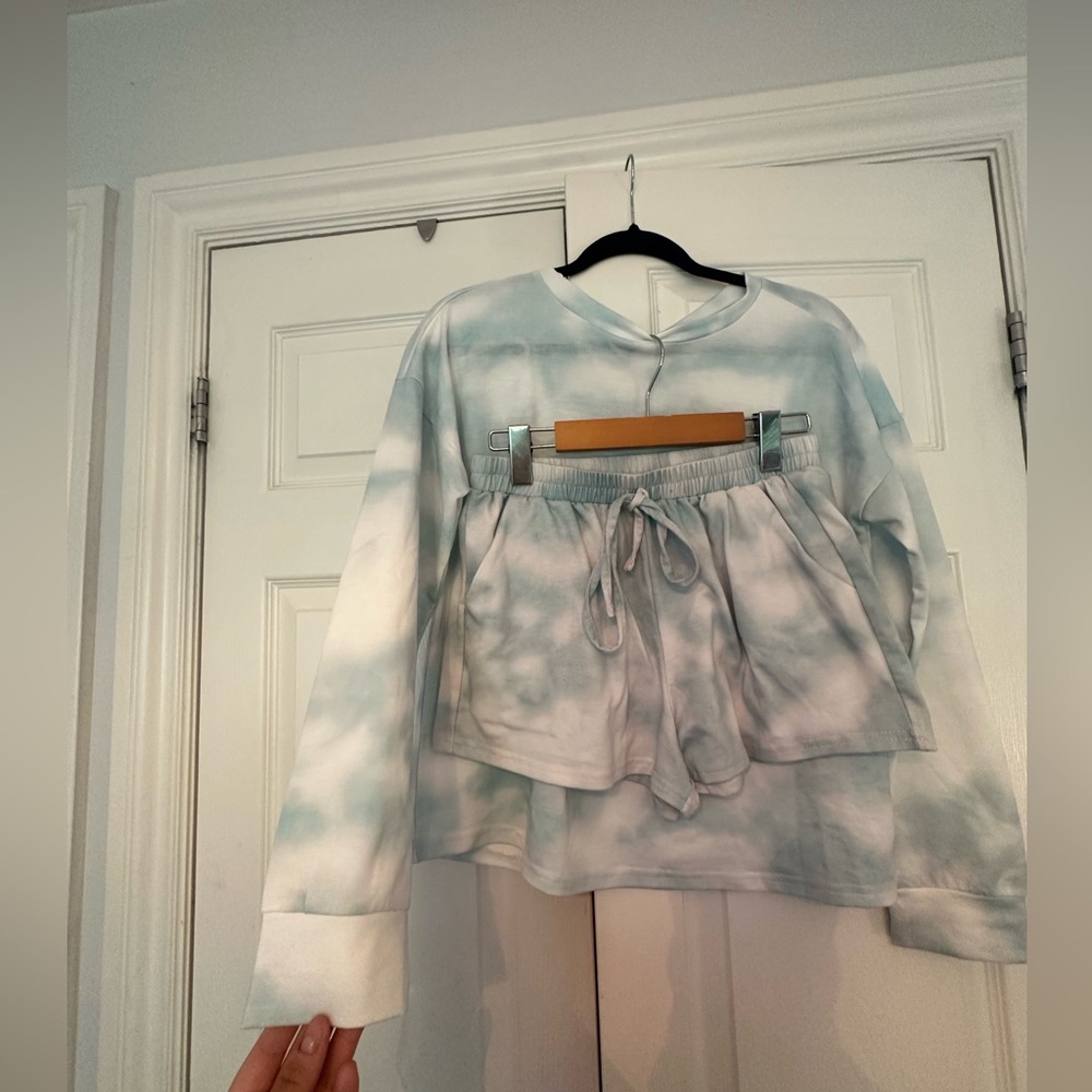 Tie-Dye Crew Neck Sweater & Short set